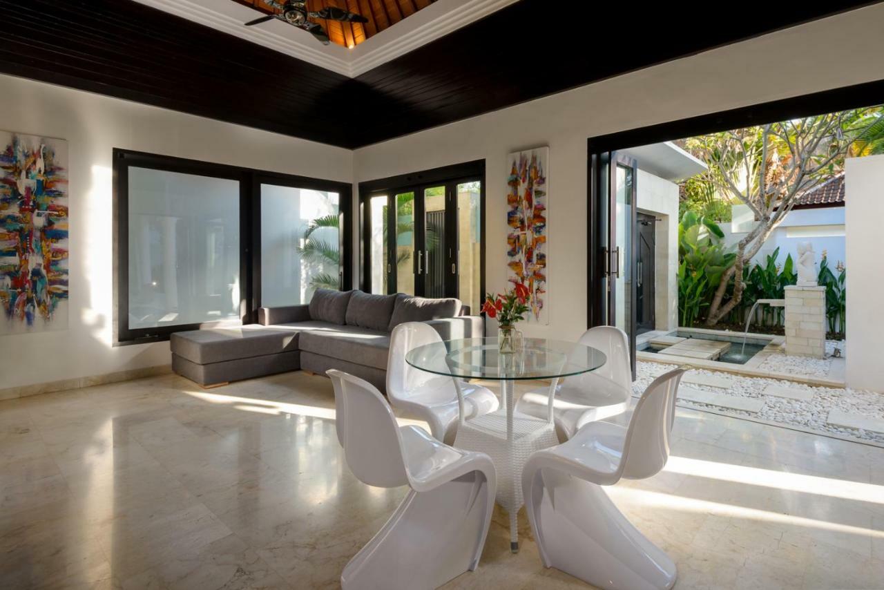Villa Maharani 세미냑 외부 사진